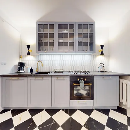 Blue Velvet Center Szpitalna Warsaw