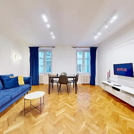 Blue Velvet Center Szpitalna