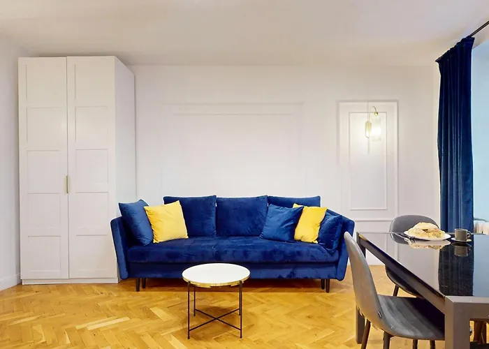 Blue Velvet Center Szpitalna * Varsó